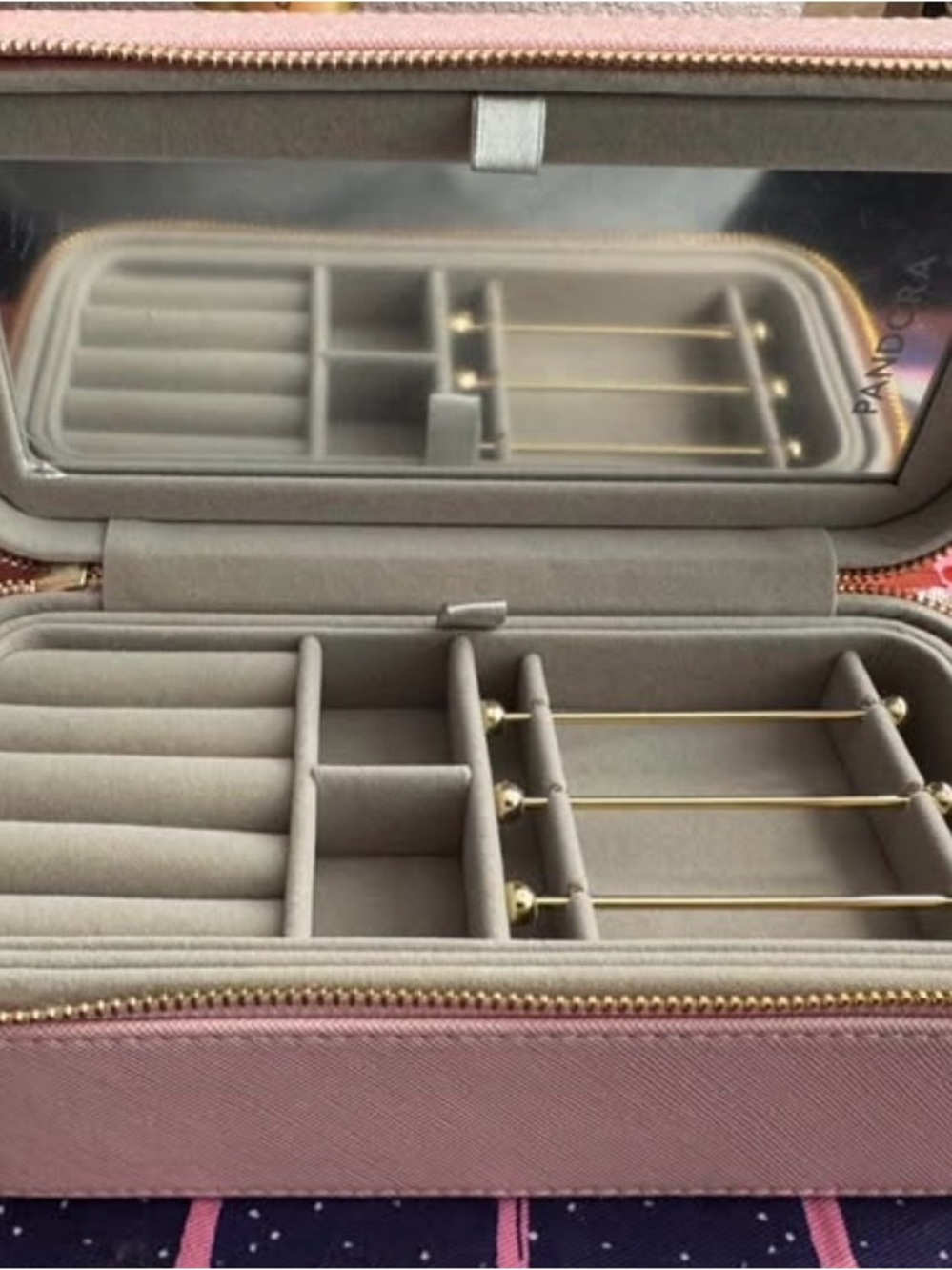 Pandora Pink Jewelry Organizer Case with Mirror - Picture 3 of 3